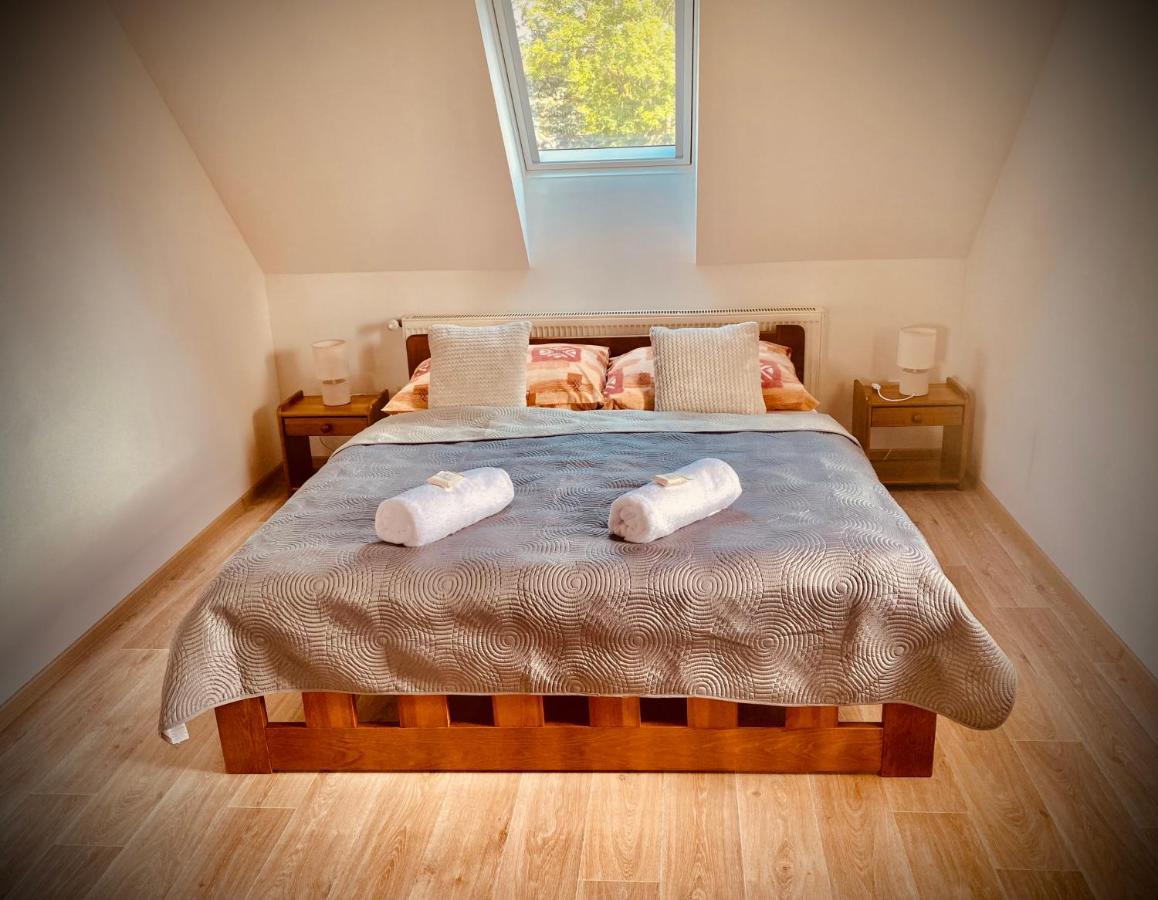 Ruzova Apartman Ruzak מראה חיצוני תמונה